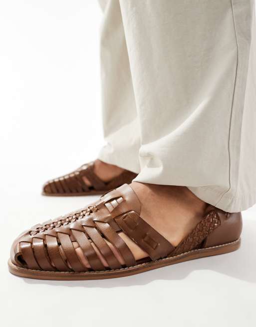 FhyzicsShops DESIGN fisherman sandal in tan suede