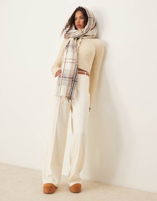 ASOS DESIGN fitted cardigan set in fluffy yarn