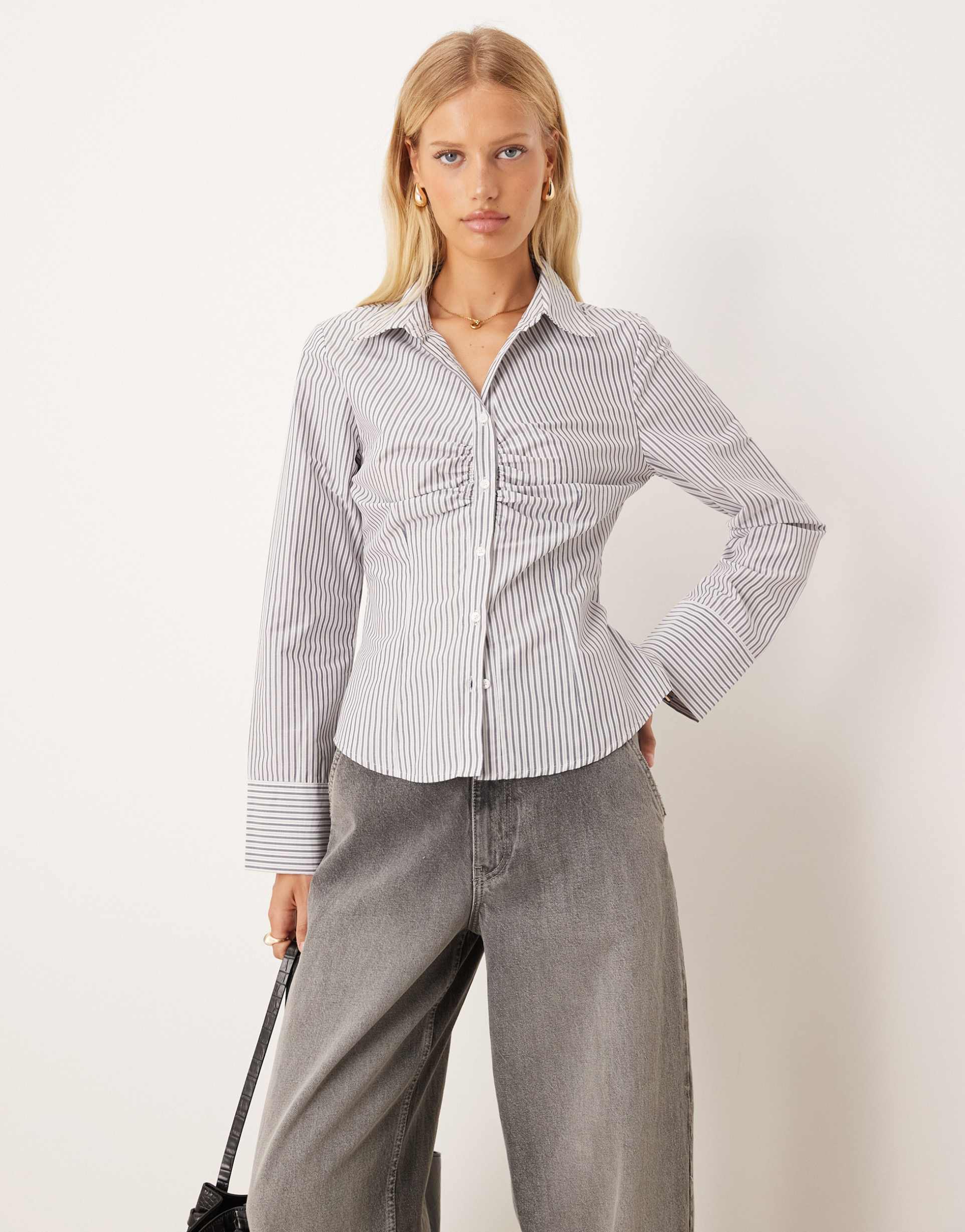 asos design fitted shirt in gray stripes