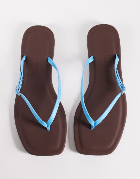 ASOS DESIGN – Fitz – Czekoladowo-niebieskie sandały z wąskimi paskami - view 1