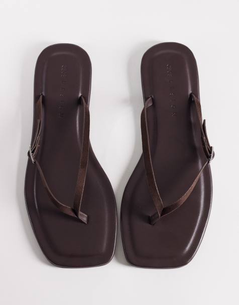 ASOS DESIGN – Fitz – Schmale Riemchensandalen in Schokobraun - view 1