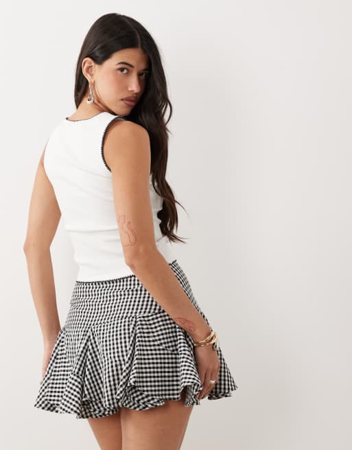 ASOS DESIGN - Flagrende mininederdel med gingham-tern og diagonale syningsdetaljer, 5 af 5