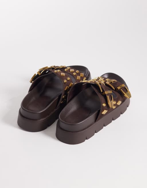 ASOS DESIGN - Flair - Boho sandalen met studs van imitatiesuède in chocoladebruin, 4 van 4