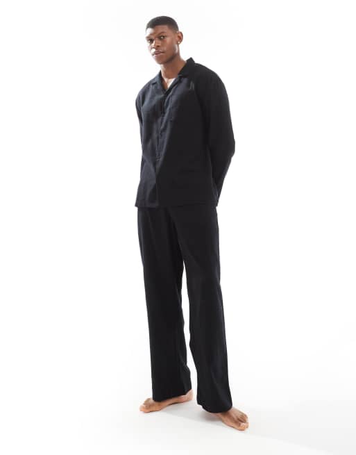 ASOS DESIGN – Flanell-Pyjama in Schwarz mit Langarmshirt und Hose
