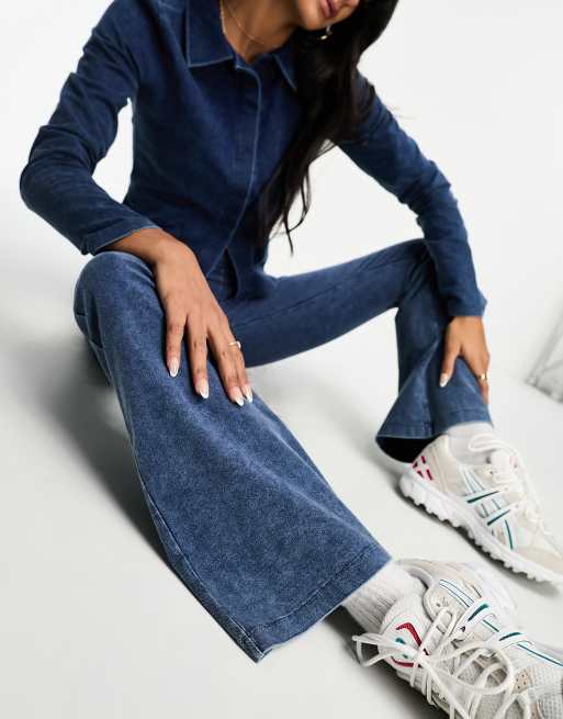 ASOS DESIGN flare leggings in washed denim blue (part of a set), 4 of 4