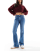 Thumbnail 1 van 5