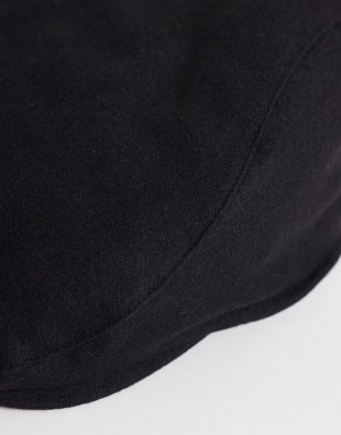 Asos Design Flat Cap In Black