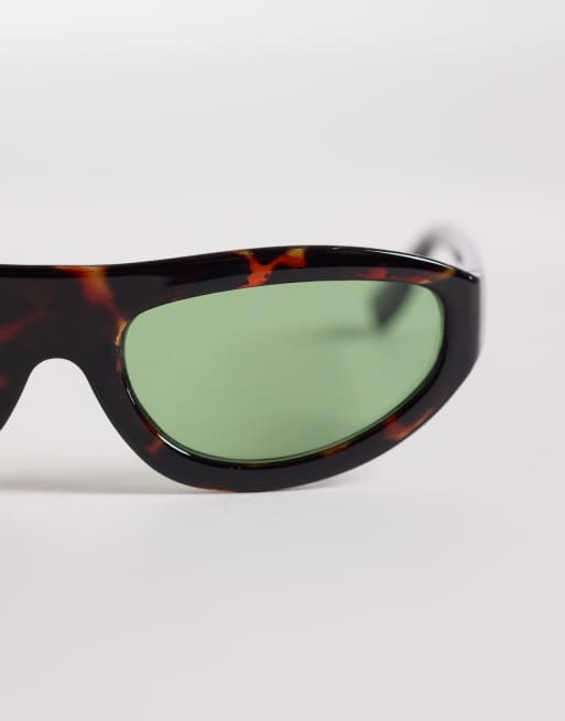 ASOS DESIGN – Flatbrow-Sonnenbrille mit Gestell in Schildpattoptik und braunen Gläsern, 2 von 3