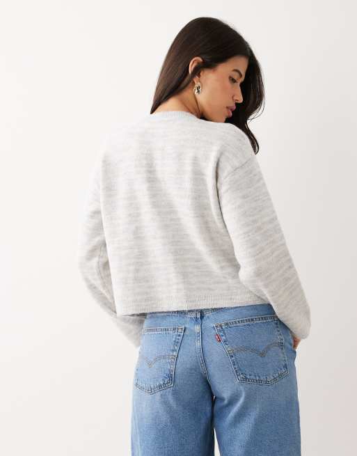 ASOS DESIGN – Flauschige Strickjacke in Grau gestreift mit kastigem Schnitt, 3 von 4