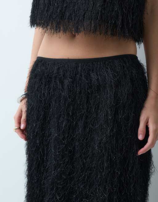 ASOS DESIGN flauschiger Maxirock in Schwarz, 3 von 5