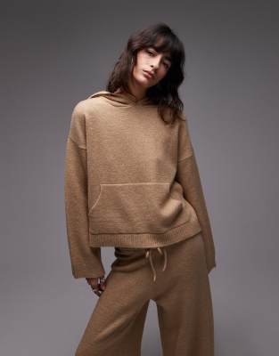 ASOS DESIGN - Flauschiger Oversize-Kapuzenpullover aus Strick in Mokka, Kombiteil-Rot