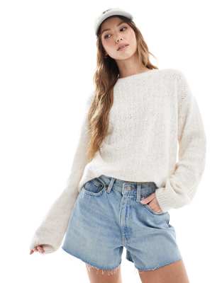 ASOS DESIGN - Flauschiger Pullover aus Pointelle-Strick in Ecru-Weiß