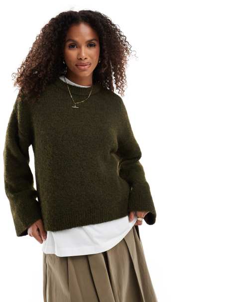ASOS DESIGN – Flauschiger Strickpullover in Wolloptik in Tannengrün mit weiten Ärmeln - view 1