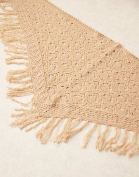 ASOS DESIGN – Flauschiger Strickschal in Beige mit Fransen - view 1
