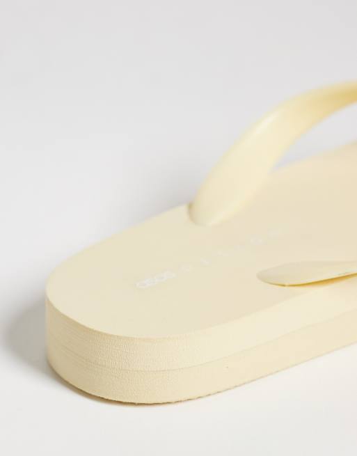 ASOS DESIGN - Flavio - Chanclas amarillo pastel, 4 de 4
