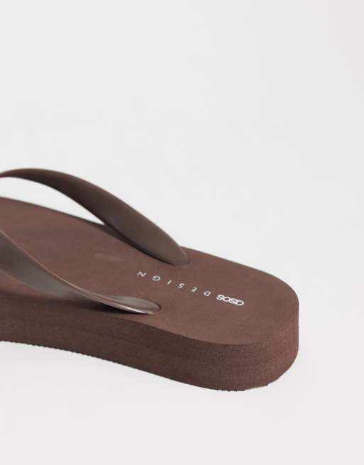 ASOS DESIGN Flavio thongs in chocolate, 4 of 4