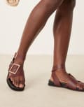[ASOS DESIGN] ASOS DESIGN Flawless leather toe loop footbed sandals in burgundy-Red 36 Dark Cherry