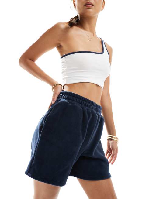 ASOS DESIGN - Fleece short in marineblauw