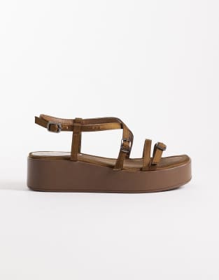  Fleetwood strappy flat sandal in olive satin