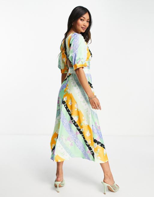 ASOS DESIGN – Flerfärgad, blommig klänning i midilängd med skärp, 2 av 4