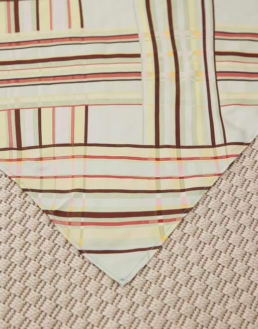 ASOS DESIGN – Flerfärgad, rutig, medelstor hårsjal, 3 av 3