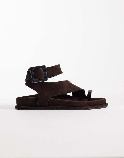 ASOS DESIGN – Fletcher – Sandalen in Schokobraun mit Fußbett und Zehenschlaufe aus Metall - view 1