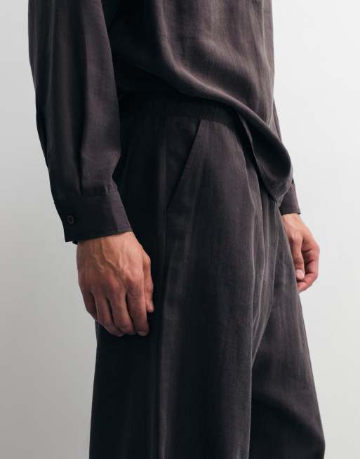ASOS DESIGN – Fließende Hose in Braun mit weitem Bein, Kombiteil, 4 von 5