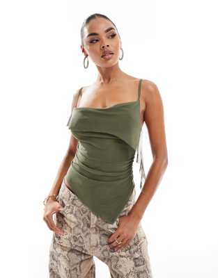 ASOS DESIGN - Fließendes Netzstoff-Camisole in Khaki mit Wasserfallausschnitt-Grün