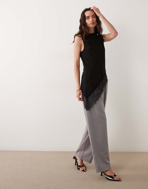 ASOS DESIGN fließendes Oberteil mit asymmetrischem Spitzenbesatz in Schwarz, 2 von 4