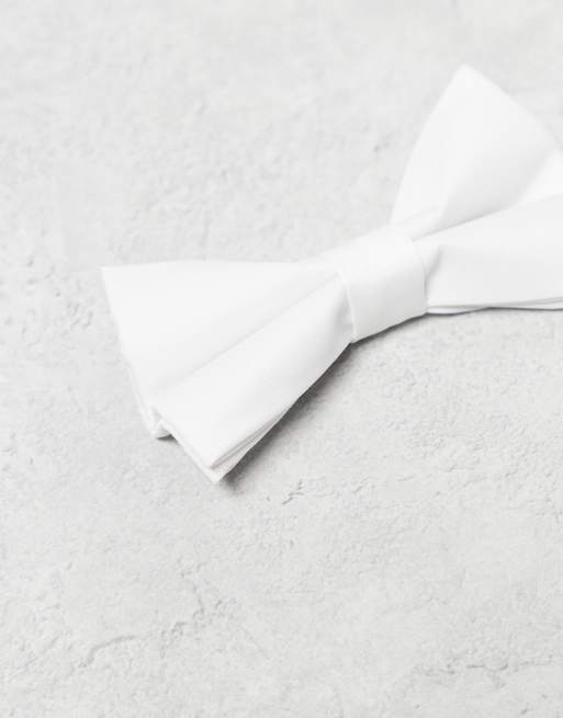 ASOS DESIGN – Fliege aus Satin in Weiß, 2 von 3