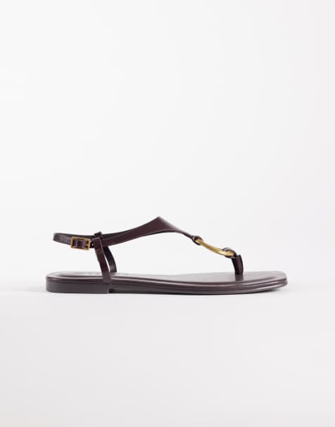 ASOS DESIGN – Flint – Chokladbruna sandaler med tårem och abstrakta metalldetaljer - view 1