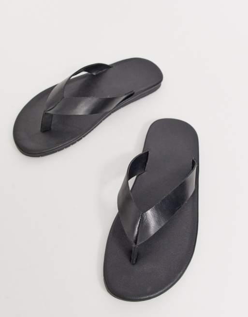 ASOS DESIGN flip flops in black leather | ASOS