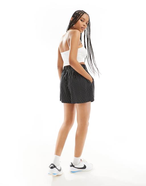ASOS DESIGN flippy short in mono stripe, 3 of 5