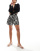 Thumbnail 2 van 5