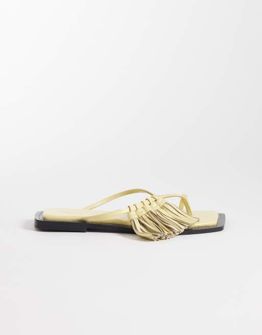  ASOS DESIGN – Flit – Premium – Beige sandaler i läder med tofsar, 2 av 4