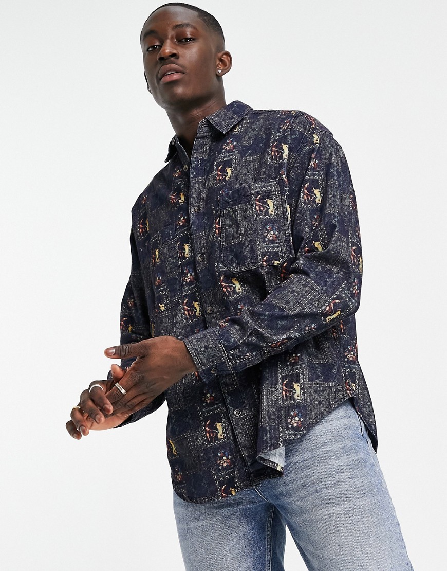 ASOS DESIGN - Fløjlsskjorte med sænkede skuldre i renæssanceprint-Marineblå