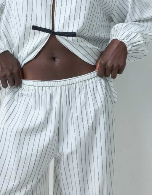 ASOS DESIGN floaty balloon trouser co-ord in pin stripe, 3 of 9