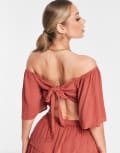 [ASOS DESIGN] ASOS DESIGN floaty bow back beach crop top in rust-Brown 10 RUST