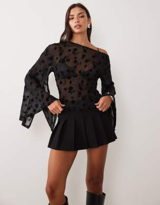 Sleeve Top 2