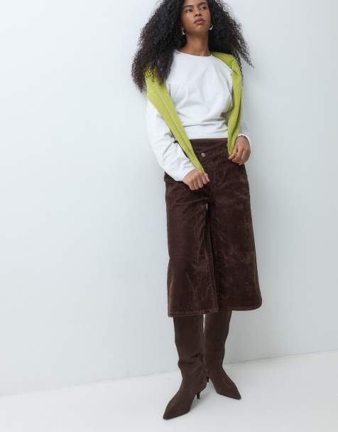 ASOS DESIGN flocked jort in chocolate