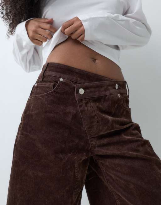 ASOS DESIGN flocked jort in chocolate, 4 of 5