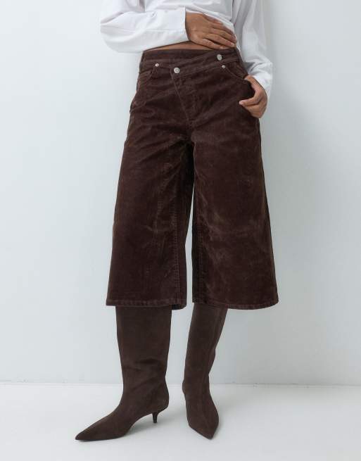 ASOS DESIGN flocked jort in chocolate, 5 of 5