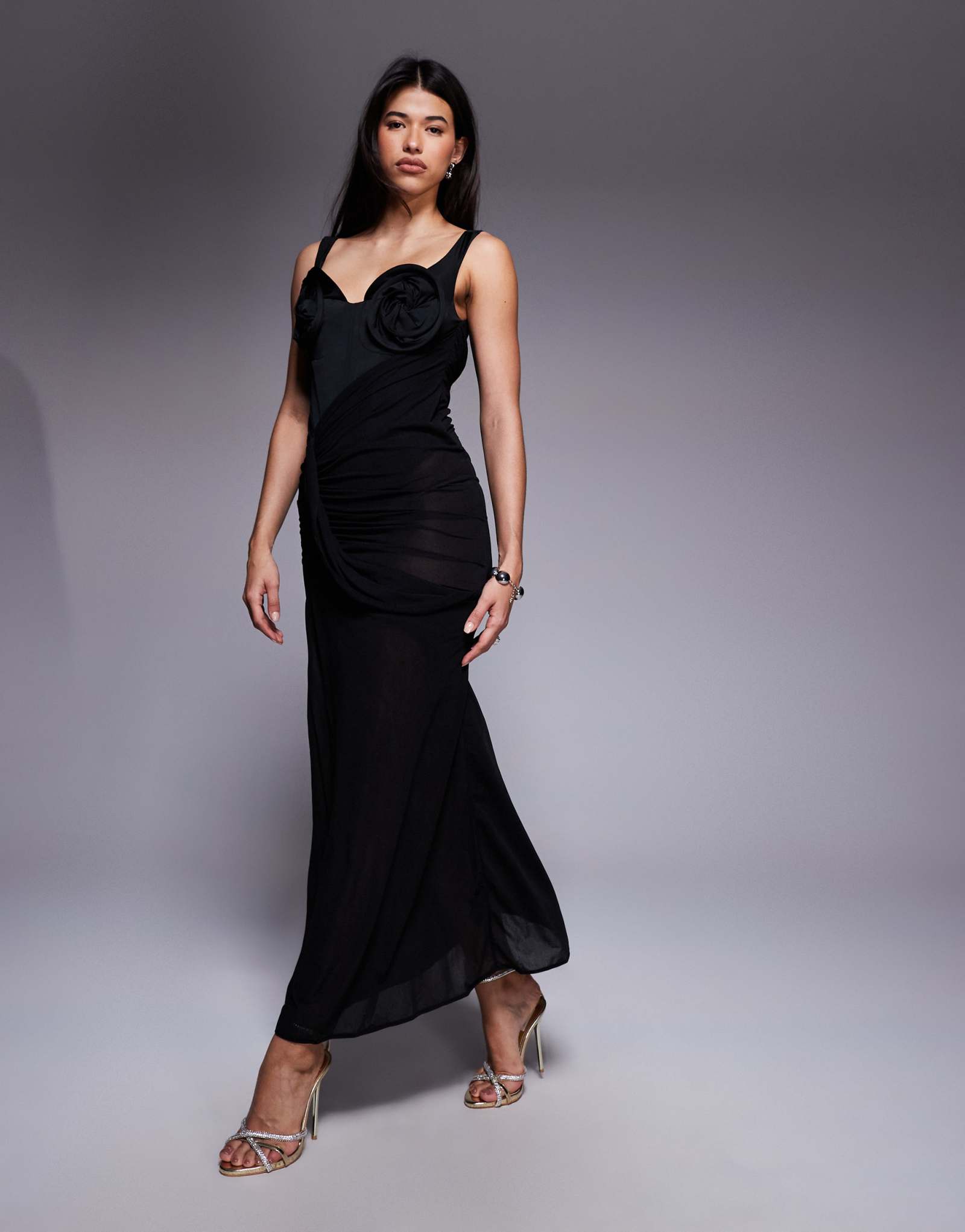 Макси-платье бардо с цветочным рисунком на груди от ASOS DESIGN с драпированной юбкой черного цвета