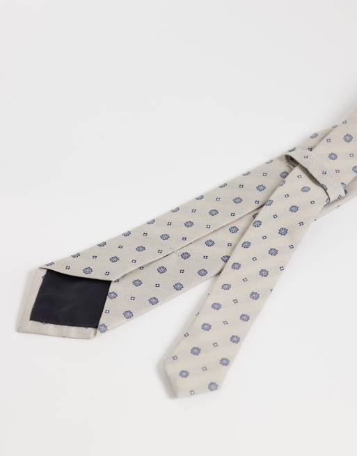 ASOS DESIGN floral geometric pattern tie and pocket square in navy and grey, 3 of 3