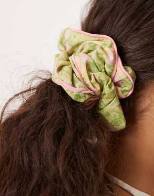 Asos Design Floral Scrunchie With Pink Contrast Piping-green
