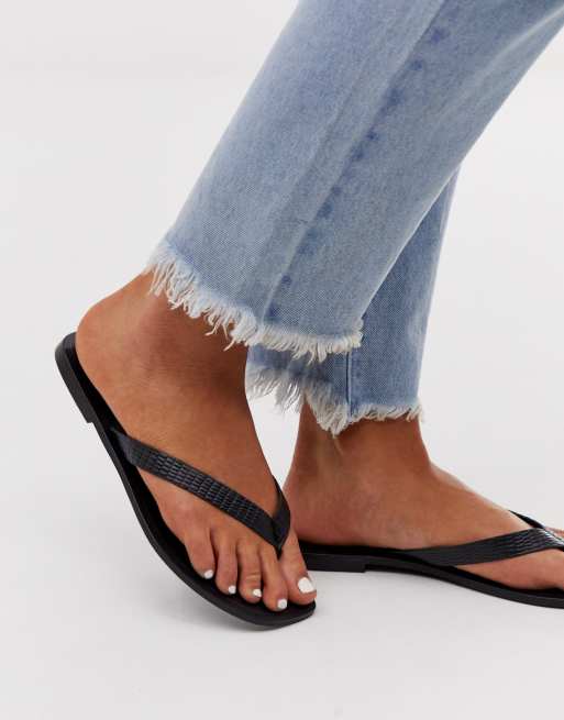 ASOS DESIGN Filter flip flops in black