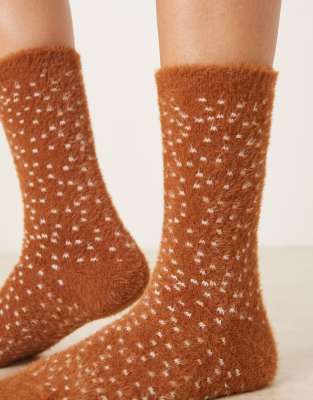 Asos Design Fluffy Bambi Spot Pattern Socks In Brown