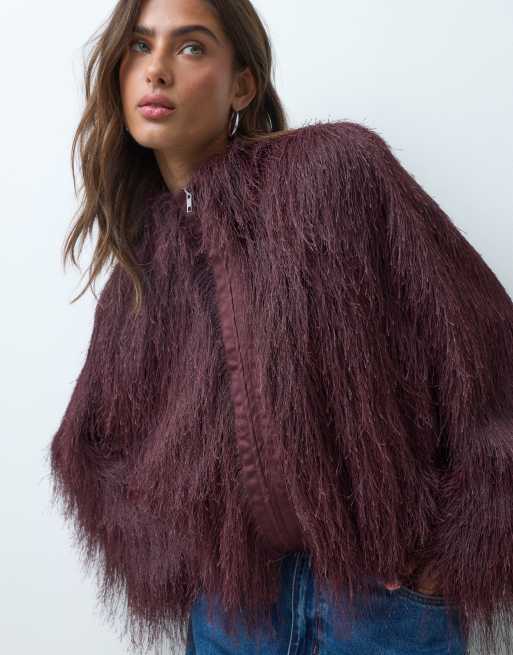 ASOS DESIGN fluffy bomberjakke i burgundy, 4 af 5