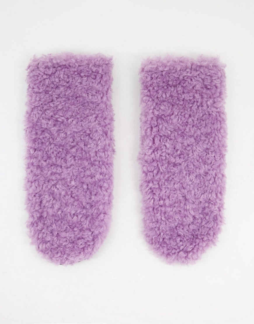 ASOS DESIGN fluffy borg mittens in lilac-Purple