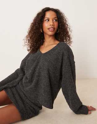 fluffy boucle rib V-neck top in charcoal - part of a set-Gray